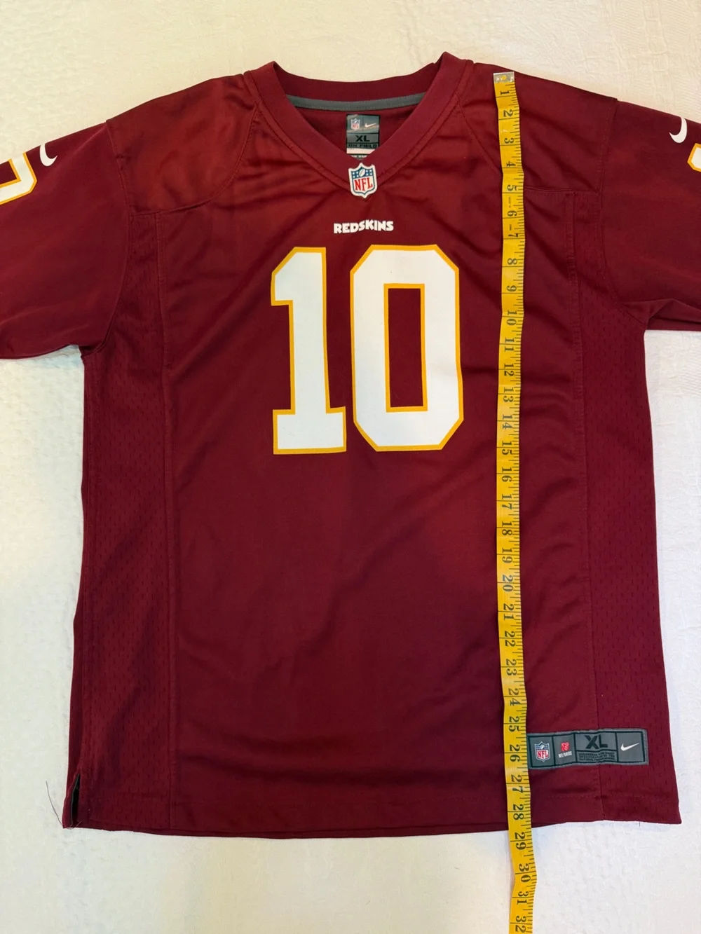 Washington Redskins NFL Nike On Field #10 Griffin III RG3 Youth Boys Jersey XL